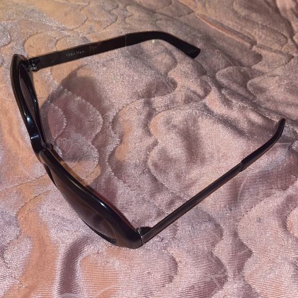 VERA WANG Sunglasses - Purple Lens - Picture 4 of 11